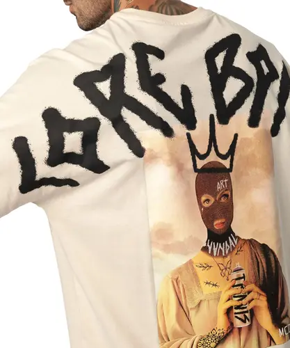 Camiseta MCD Especial Hope Travis Bomb Creme