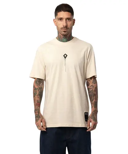 Camiseta MCD Especial Hope Travis Bomb Creme