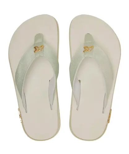 Chinelo Kenner Kivah All White