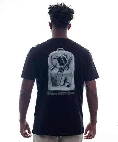 Camiseta Kayland Essential Mochila X Ray Preto