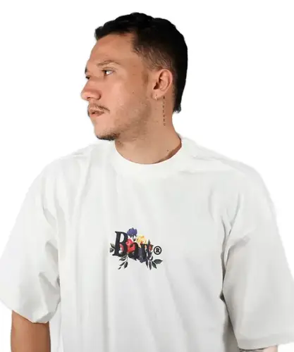 CAMISETA NEW OVER BORDADO