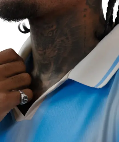 Camiseta Polo Huge Approve Albiceleste Azul Claro