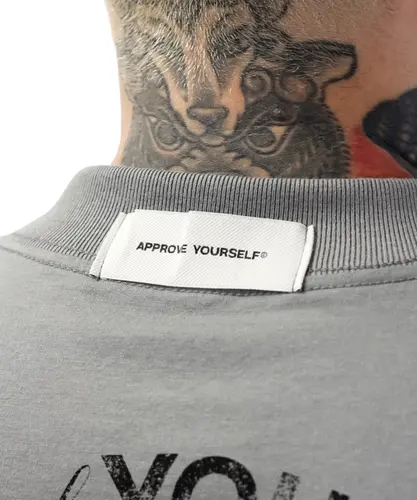 Camiseta Approve Huge Savior Cinza