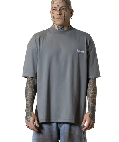 Camiseta Approve Huge Savior Cinza