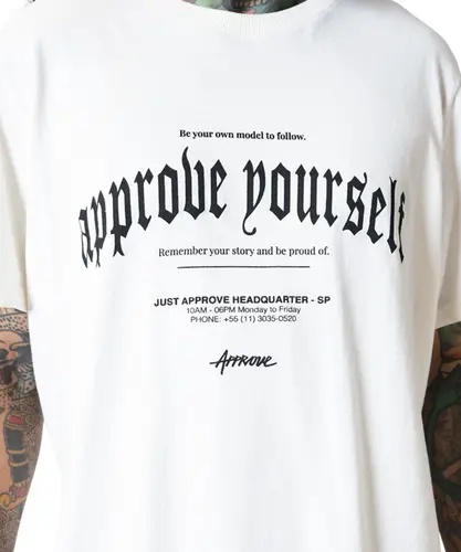 Camiseta Approve Core YRSLF Gothic Off White
