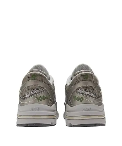 Tênis New Balance 1000 Taupe e Prata - Tênis New Balance 1000