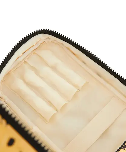 Necessaire Farm Me Leva Bossa Banana