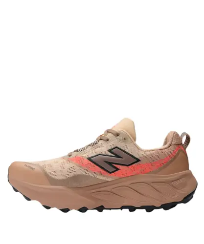 Tênis New Balance Fresh Foam Hierro V9 Bege Marrom