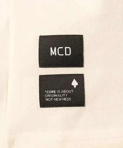 Camiseta MCD Box Fit Core Off White
