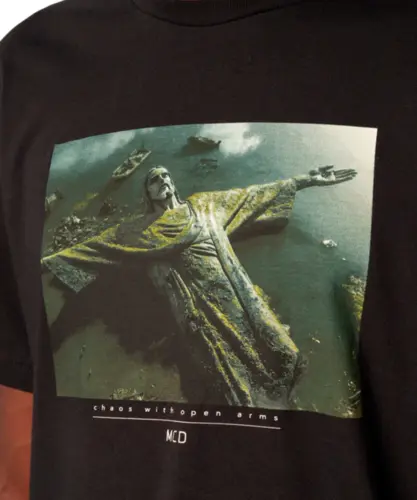 Camiseta MCD Regular Cristo Preto