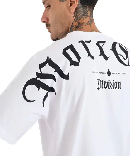 Camiseta MCD Especial Manga Japonesa Caligraffiti Branco