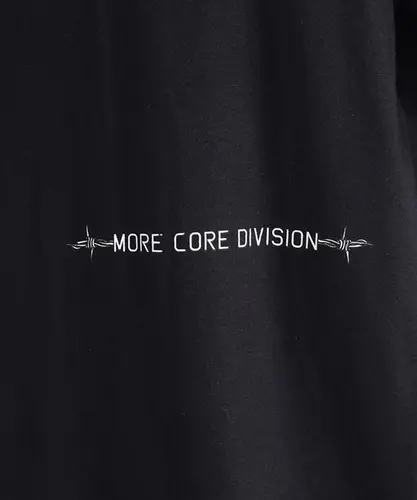 Camiseta MCD Regular Espada Arame Farpado Preto