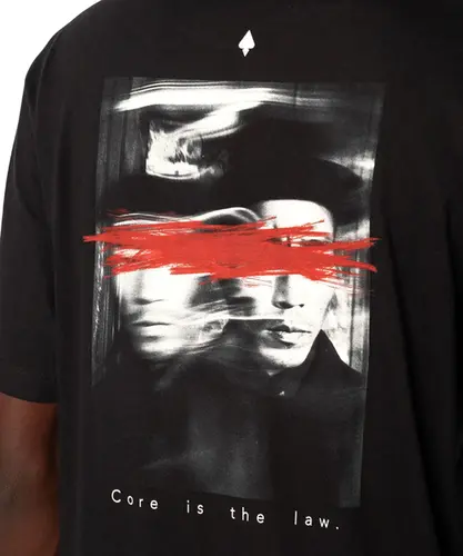 Camiseta MCD Regular Core Is The Law Preto