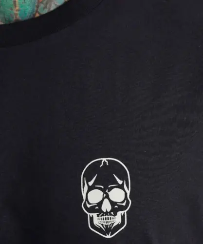 Camiseta MCD Regular Caveira Lateral Preto