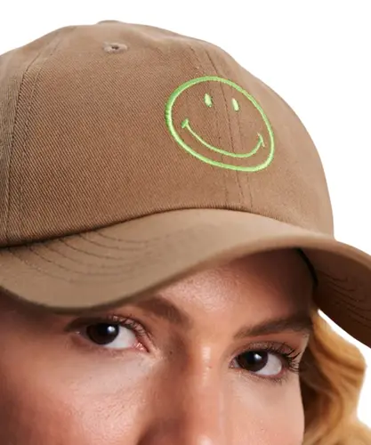 Boné Baw Dad Hat Baw x Smiley Marrom