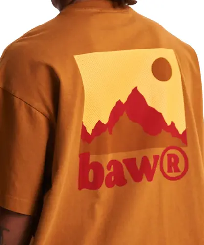 Camiseta Baw Oversized Outward Mount Caramelo