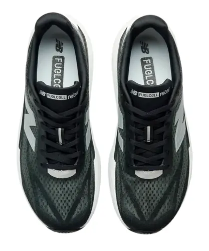 Tênis New Balance Fuelcell Rebel V5 Preto e Branco