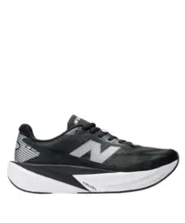 Tênis New Balance Fuelcell Rebel V5 Preto e Branco