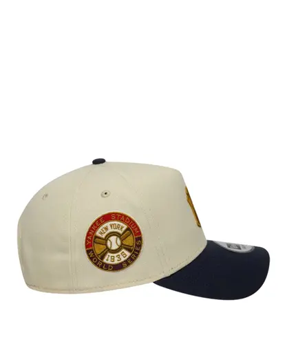 Boné New Era 9FORTY A-Frame New York Yankees Bege