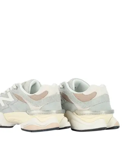Tênis New Balance 9060 Verde Bege