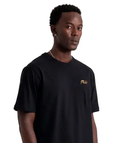 Camiseta MCD Especial Manga Japonesa Carpas Preto