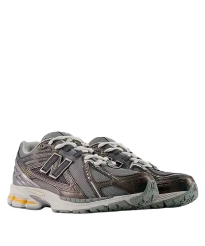 Tênis New Balance 1906R Cinza Preto Metalizado