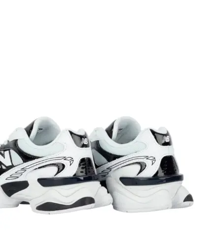 Tênis New Balance 9060R Preto Branco
