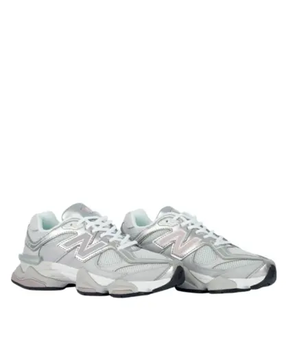 Tênis New Balance 9060 Cinza Metalic Gold