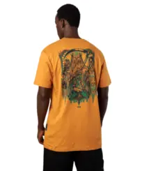 Camiseta MCD Regular Cavaleiro Morte Foice Ocre Barbaro