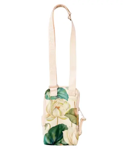 Bolsa Farm Arpoador Flor de Lotus Off White