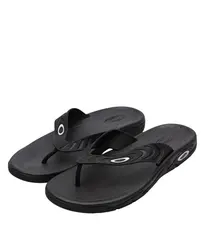 Chinelo Oakley Crowd Preto