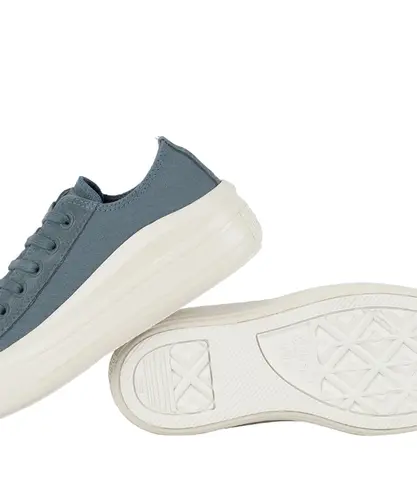 CHUCK TAYLOR ALL STAR MOVE