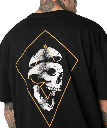 Camiseta MCD Pipa Cranio Preto