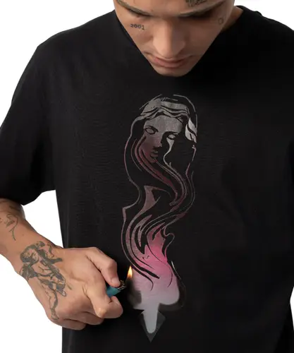 Camiseta MCD Santa Desintegrando Preto