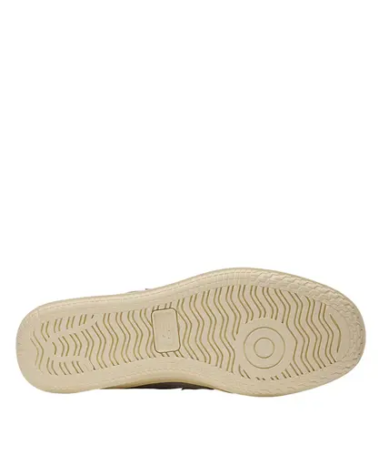 Tênis New Balance CT500