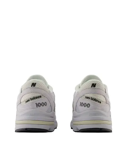 Tênis New Balance 1000 Bege Preto