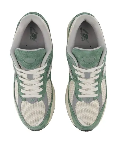 TENIS NB 2002