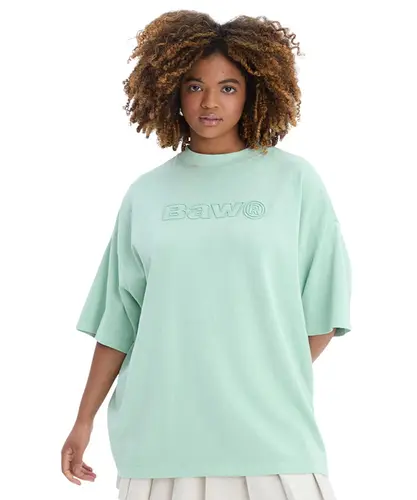 CAMISETA NEW OVER OUTLINE