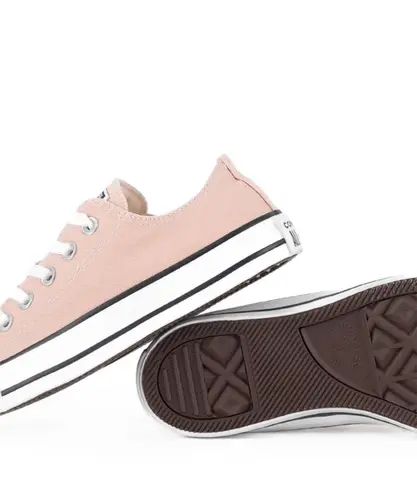CHUCK TAYLOR ALL STAR SEASONAL