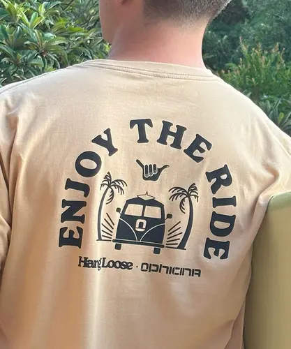 Camiseta Hang Loose x Ophicina Ride Palha