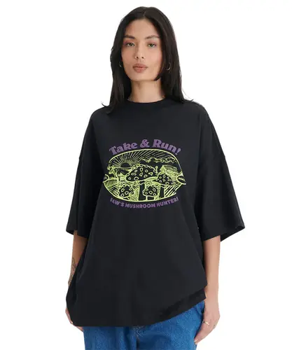 Camiseta Baw New Over Ribs Mushroom Hunters