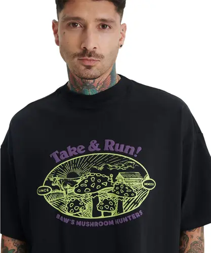Camiseta Baw New Over Ribs Mushroom Hunters